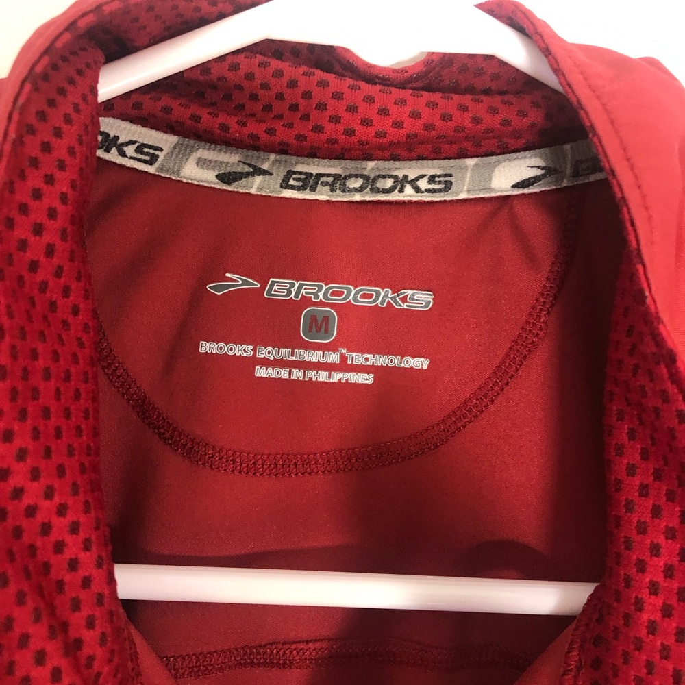 Men’s Brooks Half Zip - image 3